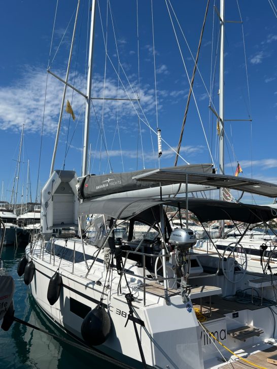 Die WILMA Das Segelboot mit namens WILMA: eine Bavaria C38